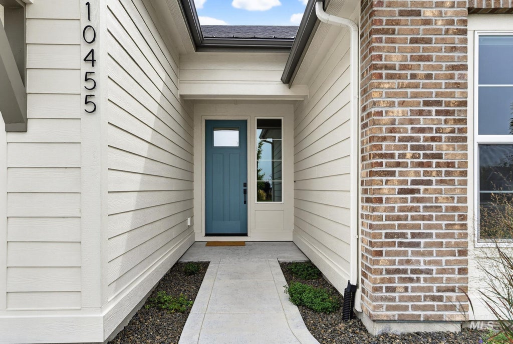 Photo of 10455 Loneleaf Dr, Nampa, ID 83687 (MLS # 99001423)