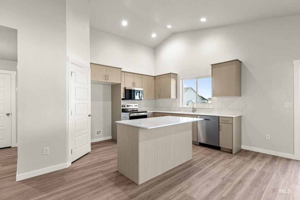 Photo of 17691 N Boone Peak Ave, Nampa, ID 83687 (MLS # 98978441)