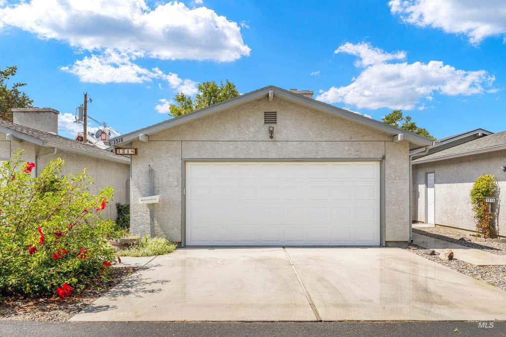 Photo of 1518 S Kimball Ave, Caldwell, ID 83605 (MLS # 98998215)