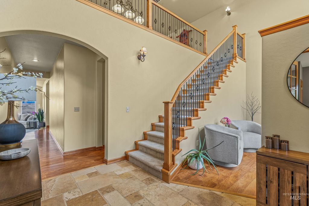 Photo of 3315 Michael Drive, Clarkston, WA 99403 (MLS # 98963584)