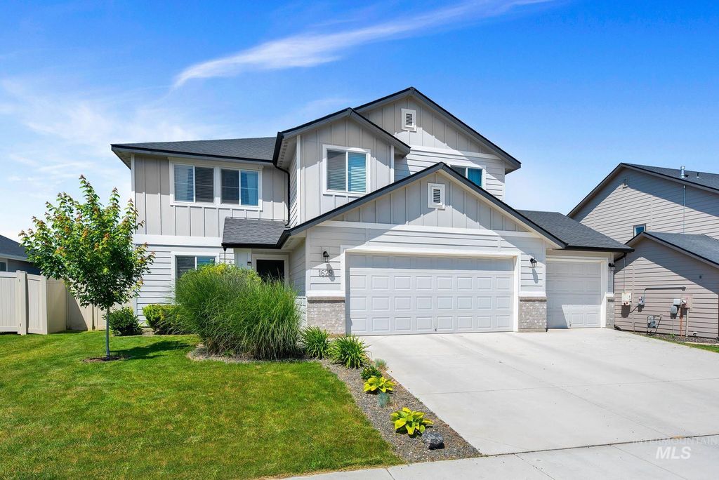 Photo of 1629 N Bisque Ave, Kuna, ID 83634 (MLS # 98979548)