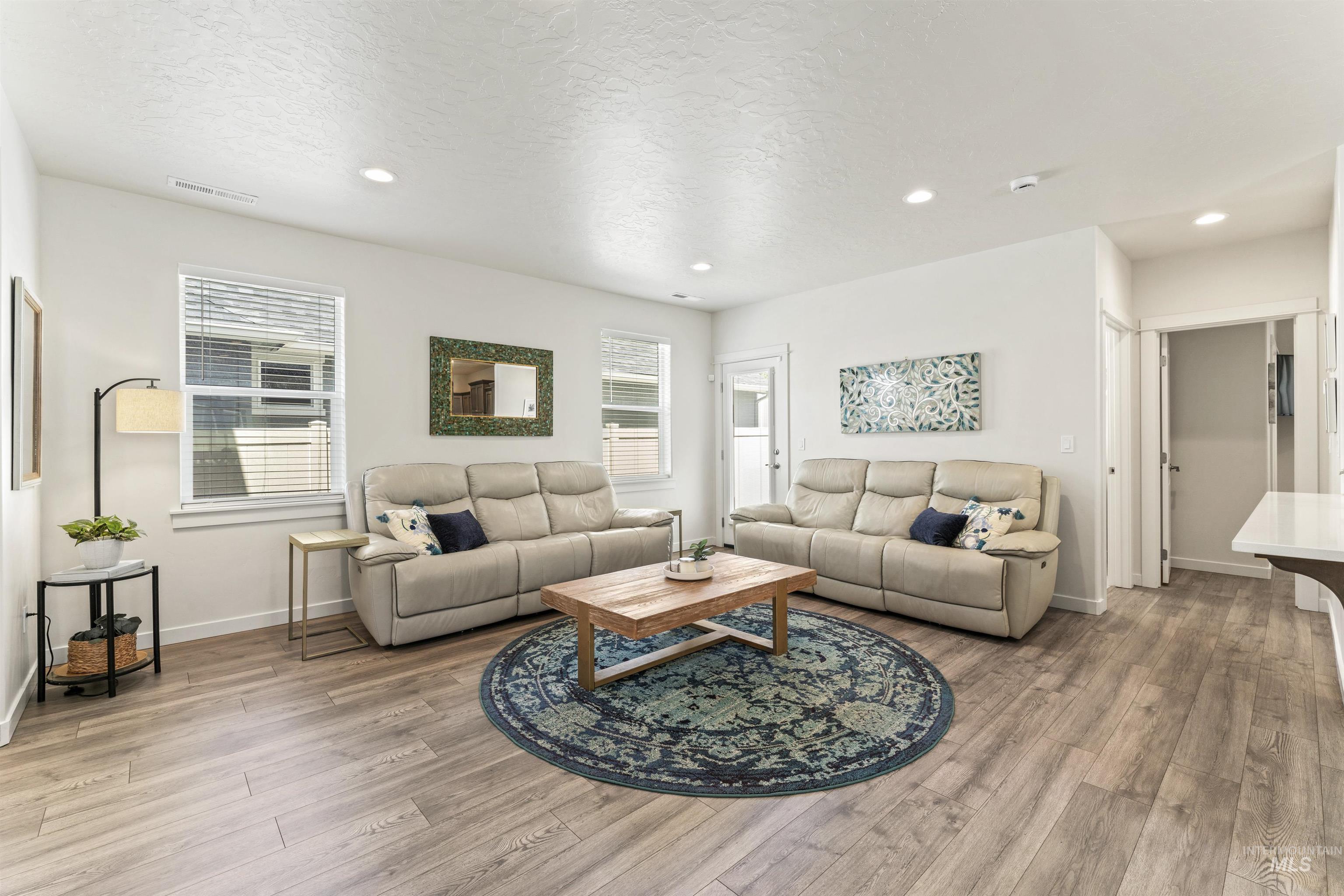 3450 S Garibaldi Pl