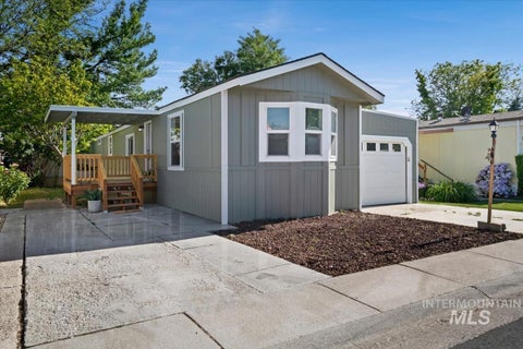 Photo of 9929 W Abram LN, Boise, ID 83704 (MLS # 98988824)