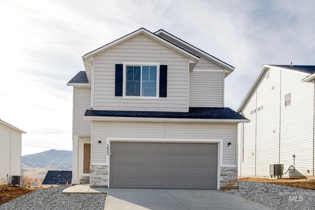 Photo of 233 Caribou Ct, Horseshoe Bend, ID 83629 (MLS # 98968137)