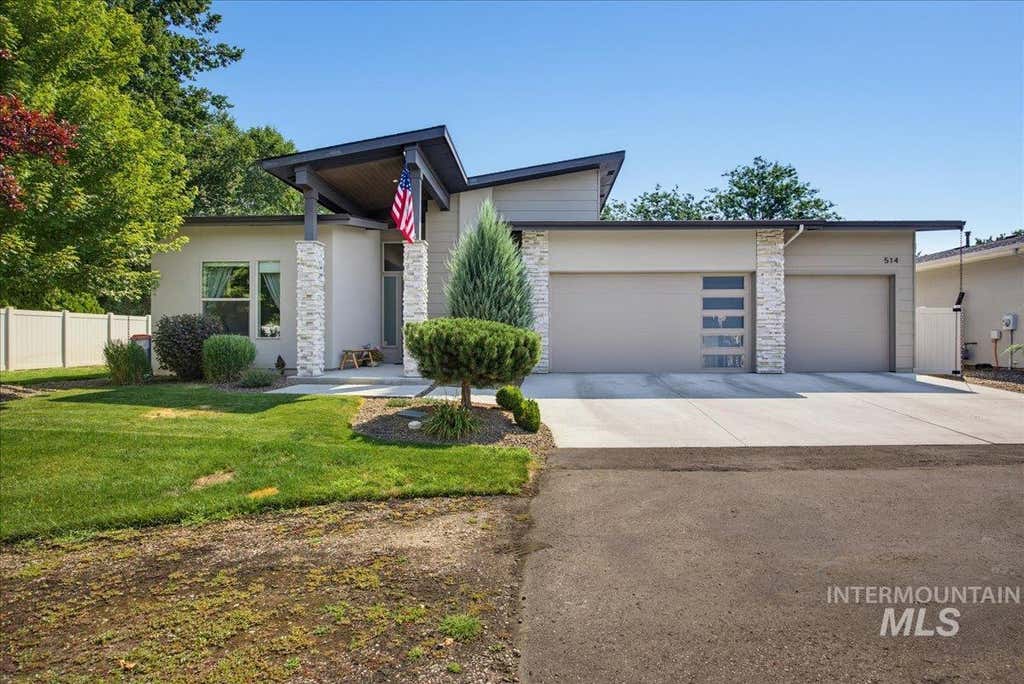 Photo of 514 W Carnelian Lane, Eagle, ID 83616 (MLS # 98995898)