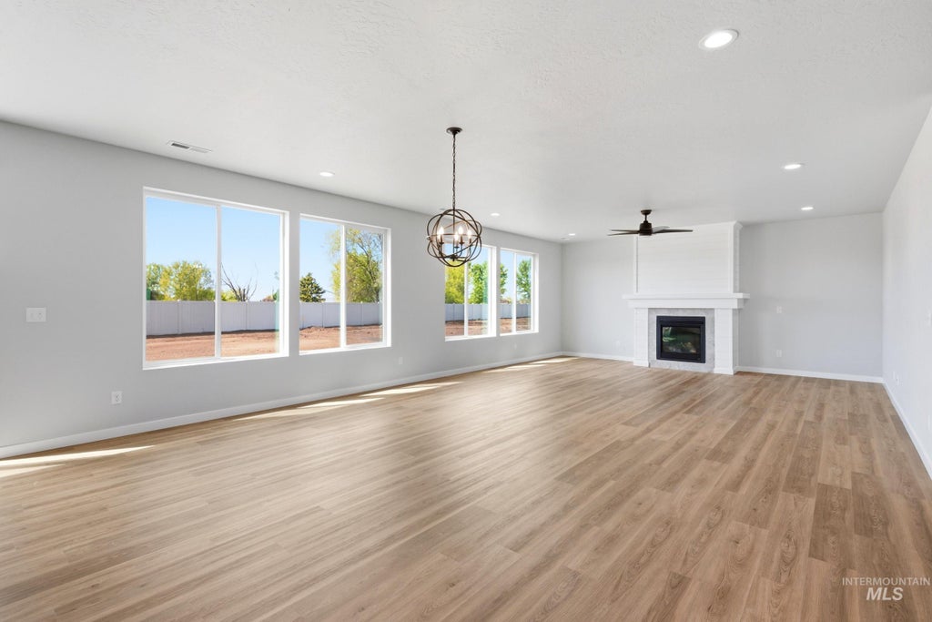 Photo of 16919 Silo Ave, Caldwell, ID 83607 (MLS # 99002817)