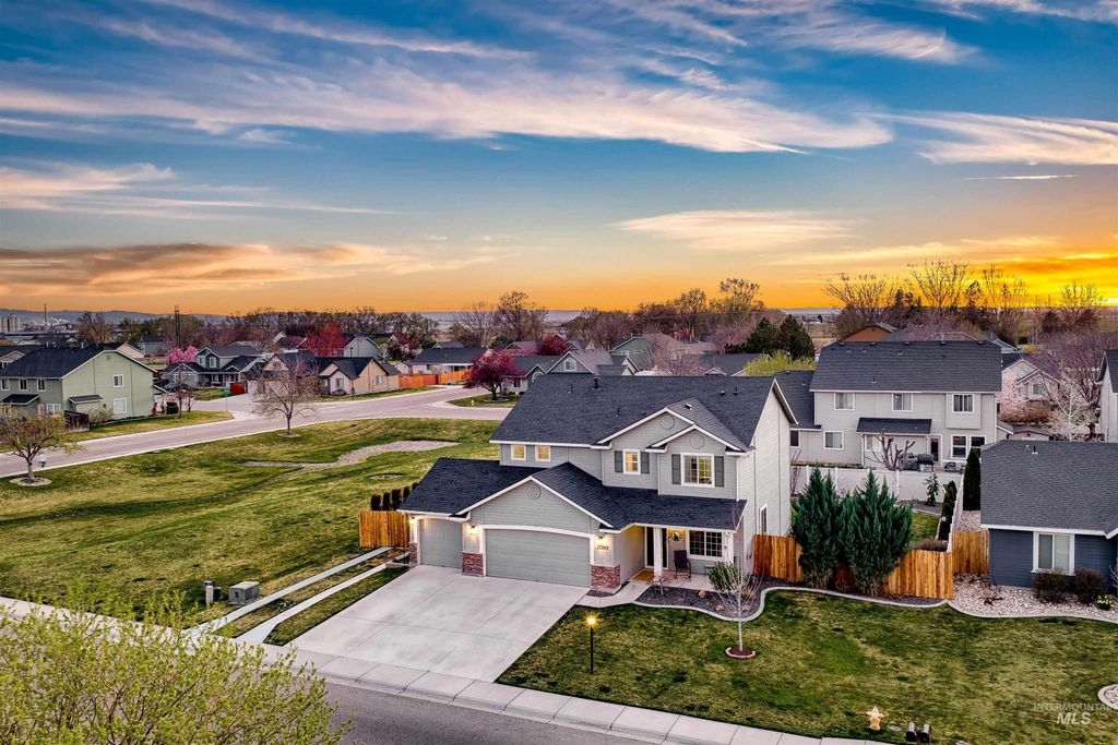 Photo of 17269 N Armstead Ave, Nampa, ID 83687 (MLS # 98978892)