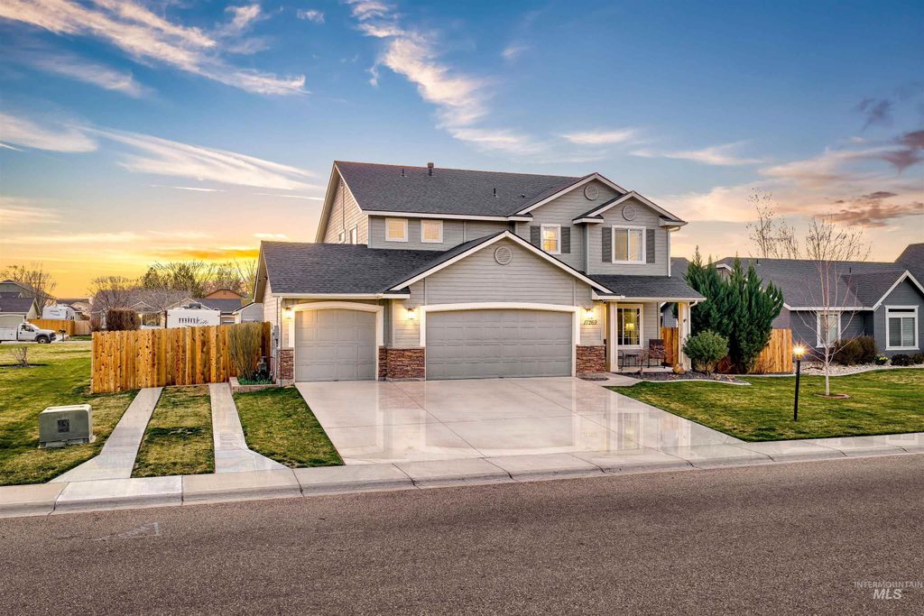 Photo of 17269 N Armstead Ave, Nampa, ID 83687 (MLS # 98978892)