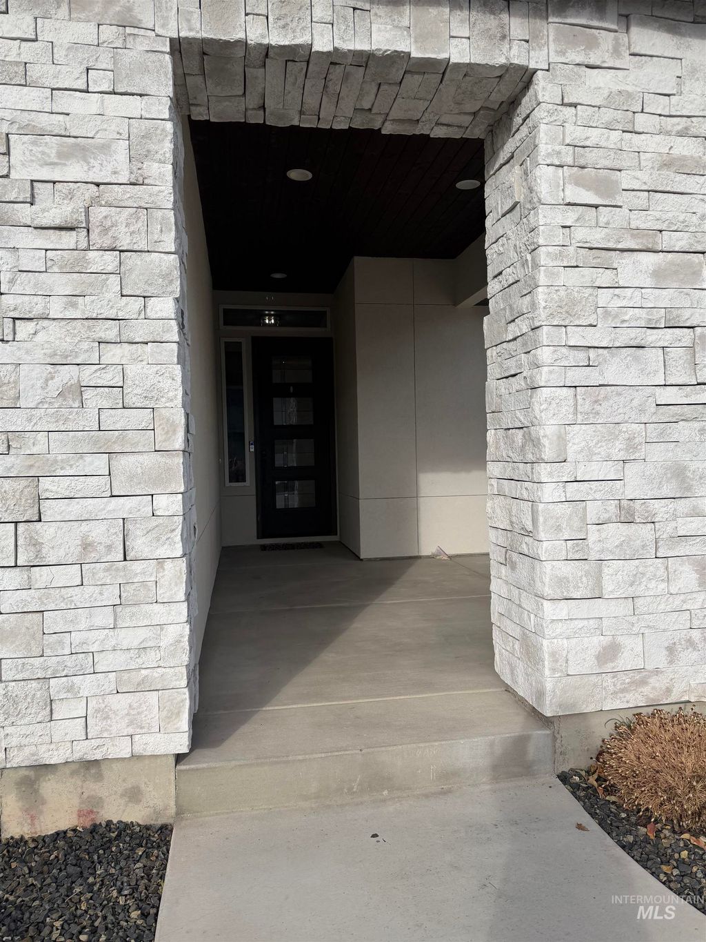 Photo of 11260 White River St, Caldwell, ID 83605 (MLS # 98970427)