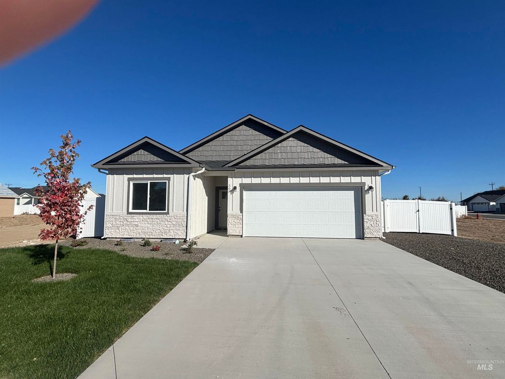 Photo of 308 N 11th, Parma, ID 83660 (MLS # 98965596)