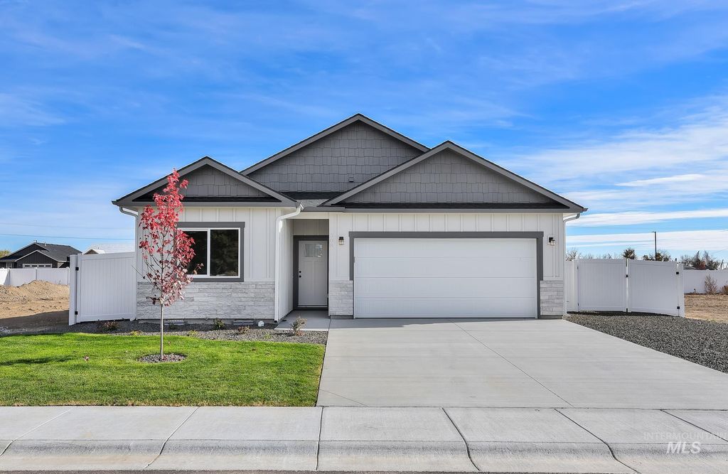 Photo of 308 N 11th, Parma, ID 83660 (MLS # 98965596)