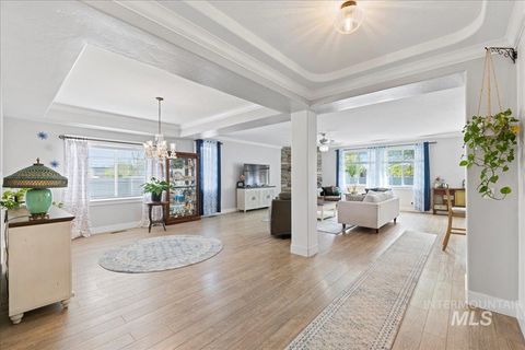 Photo of 5307 W Rosslare Dr, Eagle, ID 83616 (MLS # 98959534)