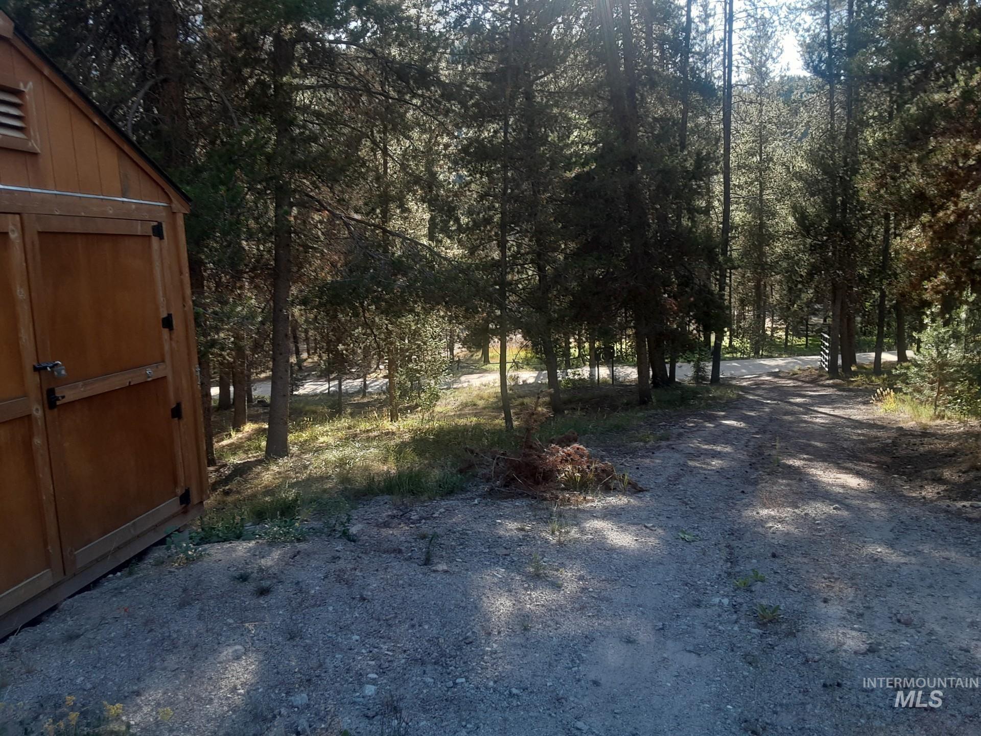 View of dirt / gravel road