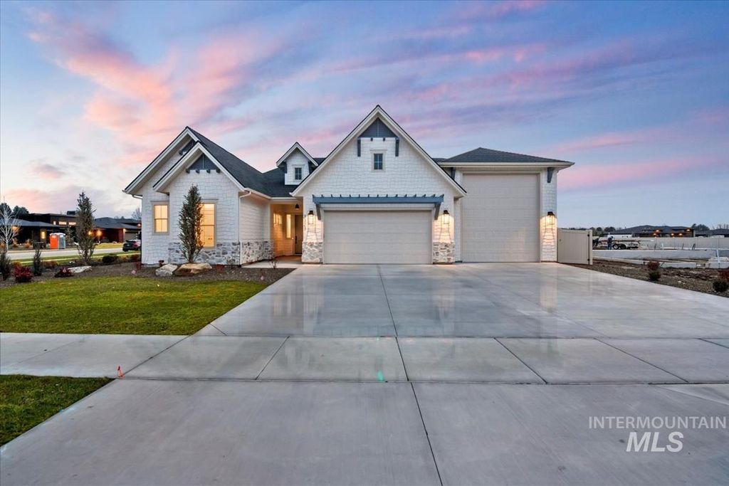 Photo of 3323 W Golden Barrel St, Eagle, ID 83616 (MLS # 98969962)