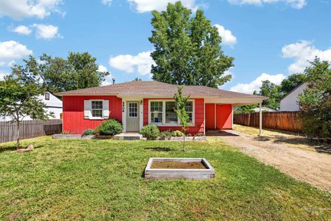 Photo of 4906 W Wymosa ST, Boise, ID 83703 (MLS # 98990100)