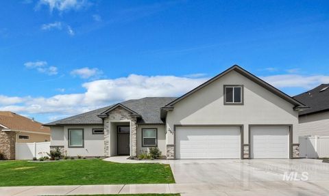 Photo of 2943 Sunlight Rd, Twin Falls, ID 83301 (MLS # 98933018)