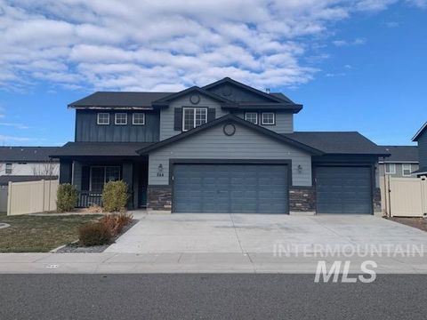 Photo of 844 Bighorn Dr, Twin Falls, ID 83301 (MLS # 98968780)