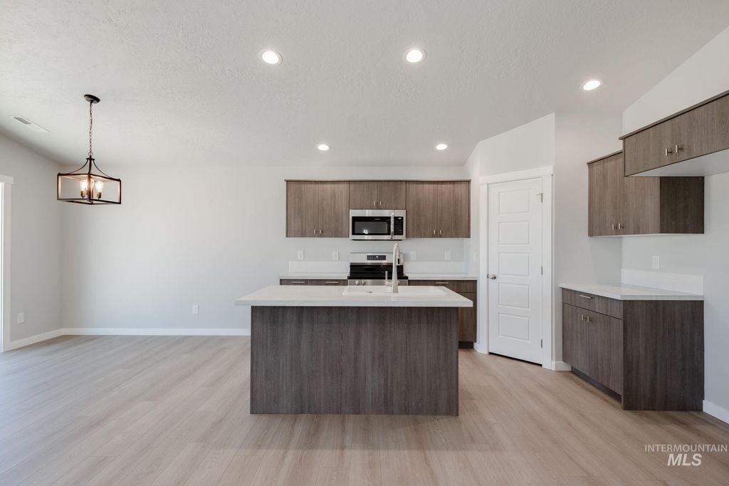 Photo of 488 Waverly Ave, Middleton, ID 83644 (MLS # 98983708)