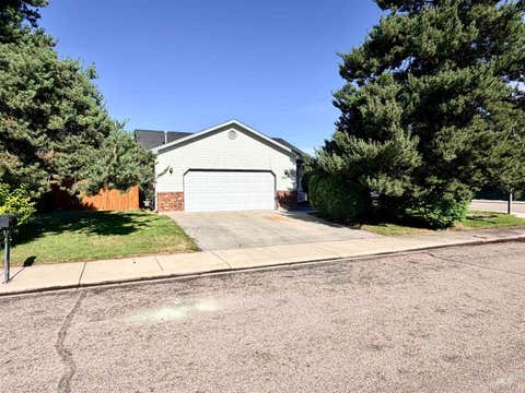 Photo of 2087 S Gull Cove Ave, Meridian, ID 83642 (MLS # 98993809)
