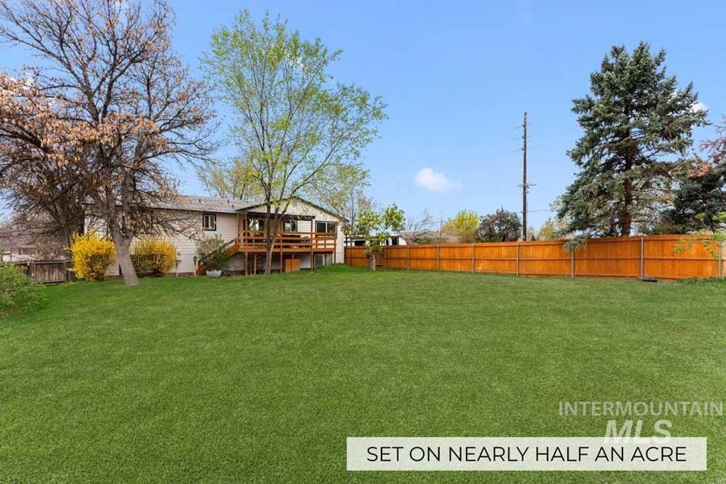 Photo of 3032 S Chieftain Way, Boise, ID 83709 (MLS # 98980650)