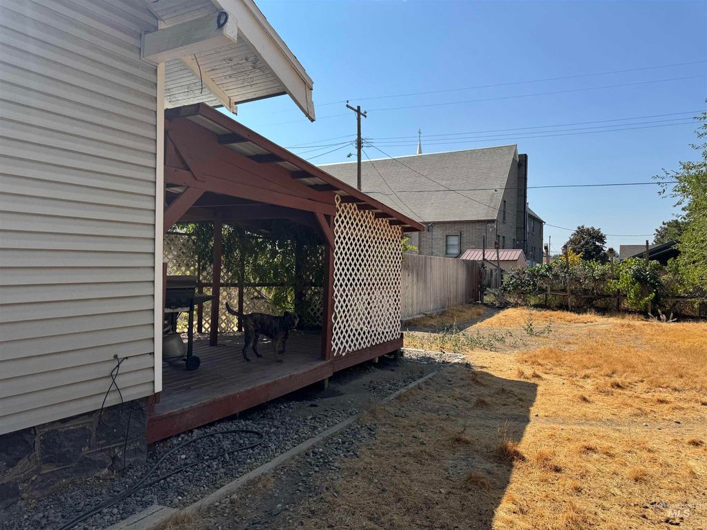 Photo of 405 8th Avenue N, Buhl, ID 83316 (MLS # 98960958)