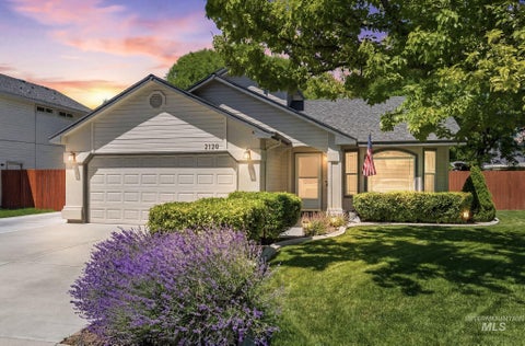 Photo of 2120 E Olympic Ave, Nampa, ID 83686 (MLS # 98989845)