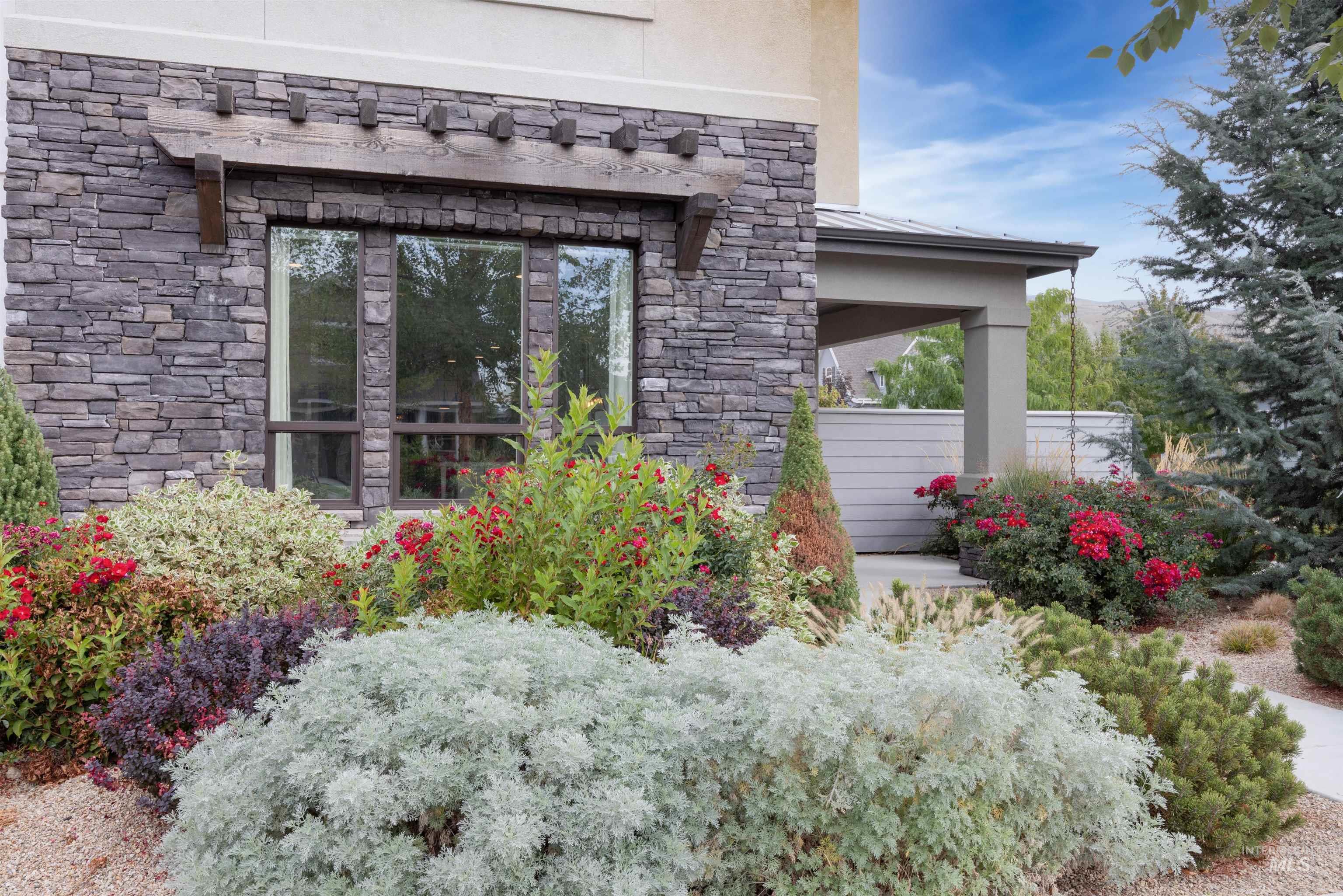 4252 E Parkcenter Blvd