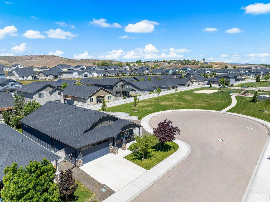 Photo of 3579 N Tansy Pl, Star, ID 83669 (MLS # 98987065)