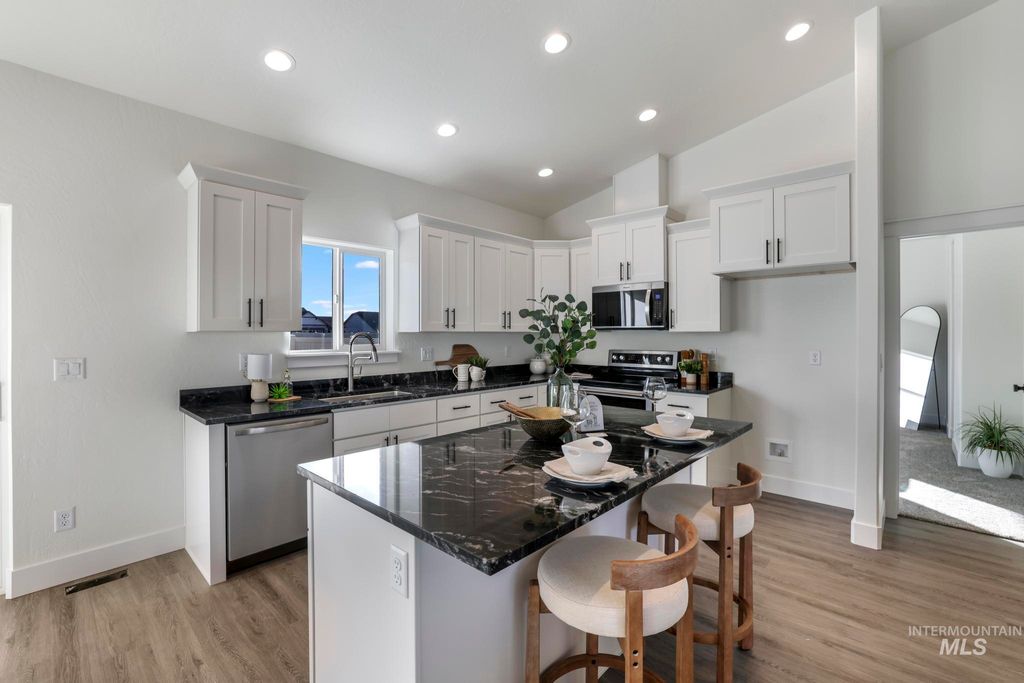 Photo of 921 Adamite Rd, Kimberly, ID 83341 (MLS # 98955945)