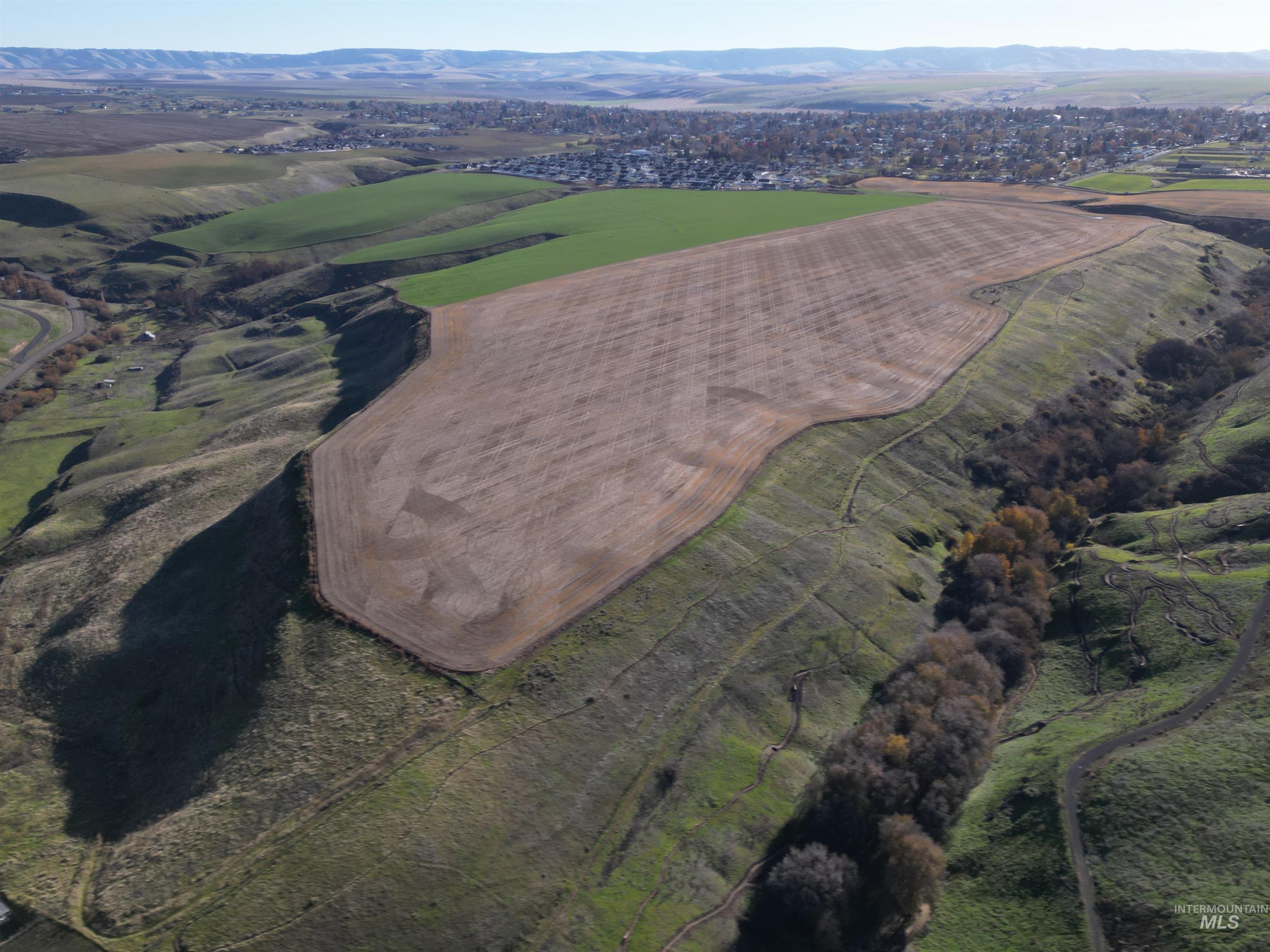 000 15th & Expedition Way/Lindsay Creek