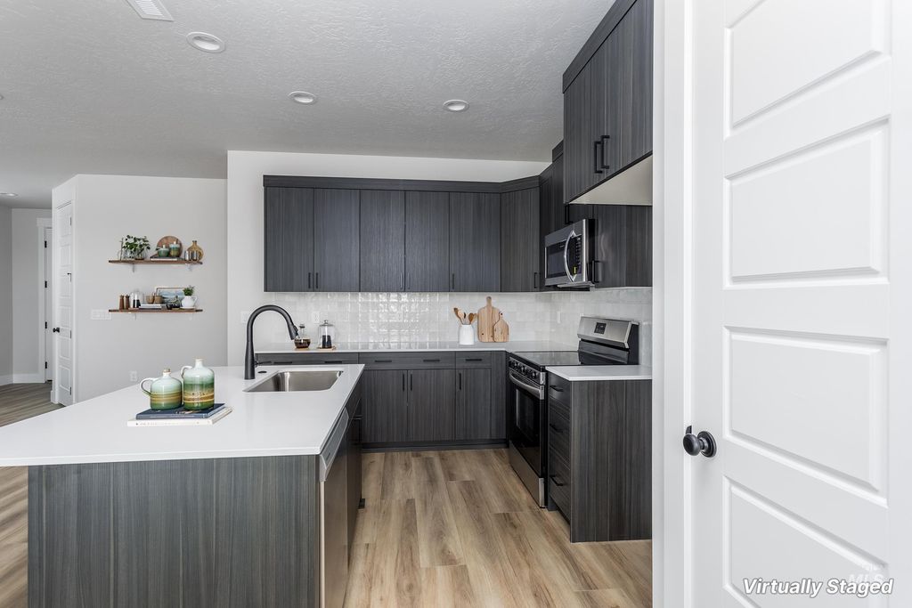 Photo of 974 E Odyssey St, Kuna, ID 83634 (MLS # 98973536)