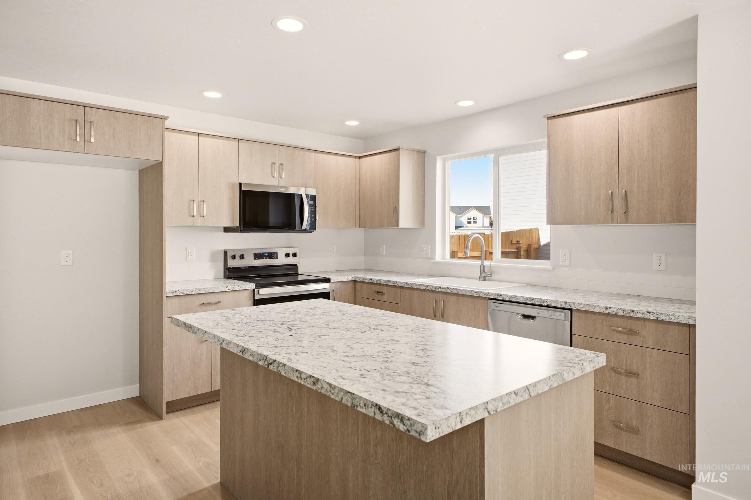 442 Aplomado Ct