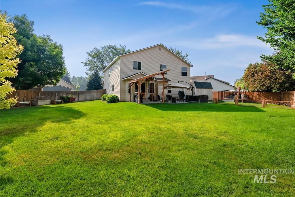 Photo of 2480 W Ocean Pointe Ave, Nampa, ID 83651 (MLS # 99004501)