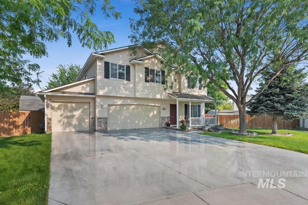 Photo of 2480 W Ocean Pointe Ave, Nampa, ID 83651 (MLS # 99004501)