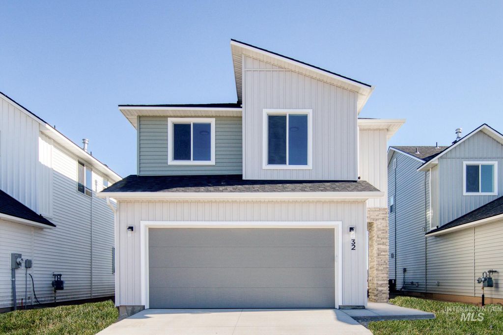 Photo of 35 S Sweetgrass Ave, Nampa, ID 83651 (MLS # 98979936)