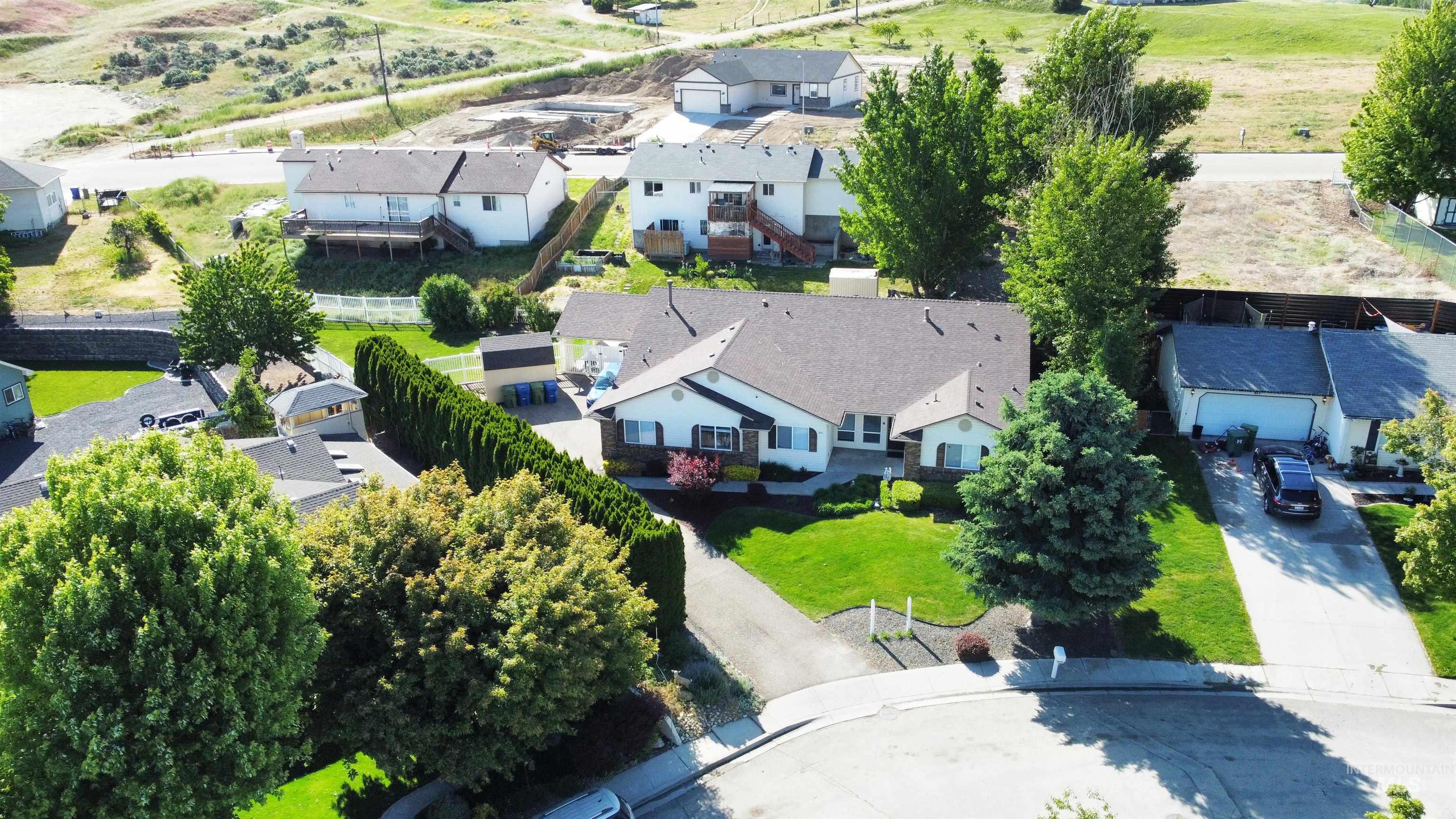 861 Beverly Hills Drive