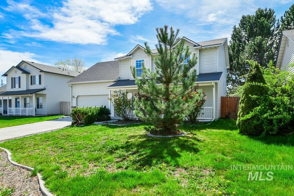 Photo of 14031 Carolina St, Caldwell, ID 83607 (MLS # 98981927)