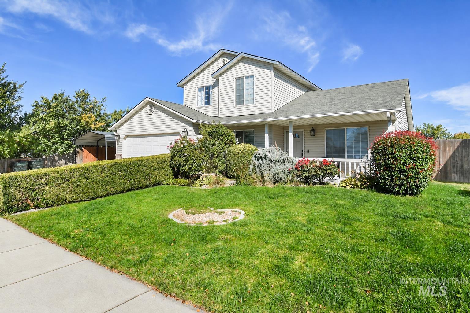 972 W Broadway Ave