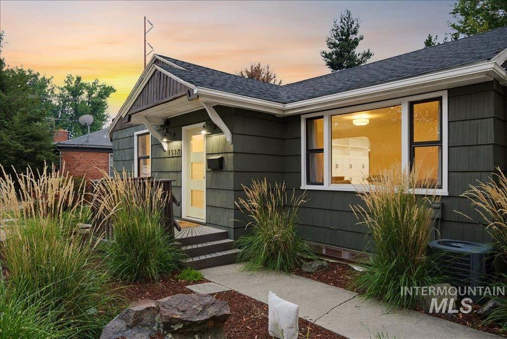 Photo of 1517 S Loveland St, Boise, ID 83705 (MLS # 98995974)
