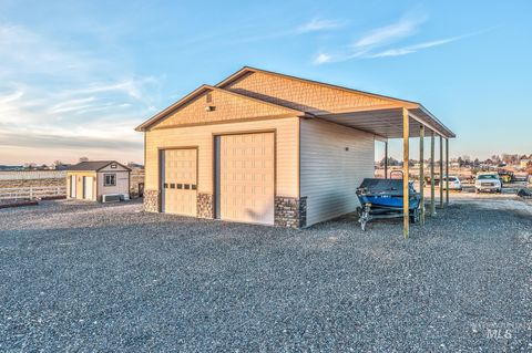 Photo of 6916 E Brindle Point Dr, Nampa, ID 83687 (MLS # 98973273)