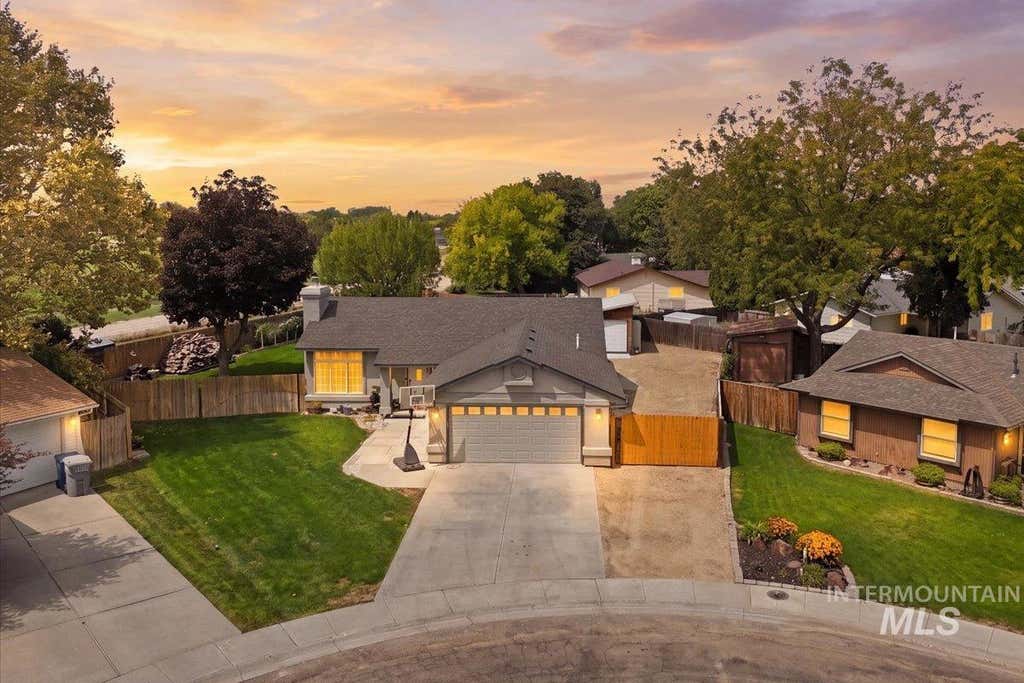 Photo of 2800 Orion St, Caldwell, ID 83605 (MLS # 98998279)