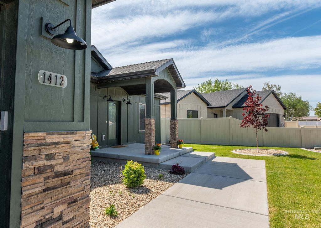 Photo of 1412 Quartz Drive, Rupert, ID 83350 (MLS # 98986019)