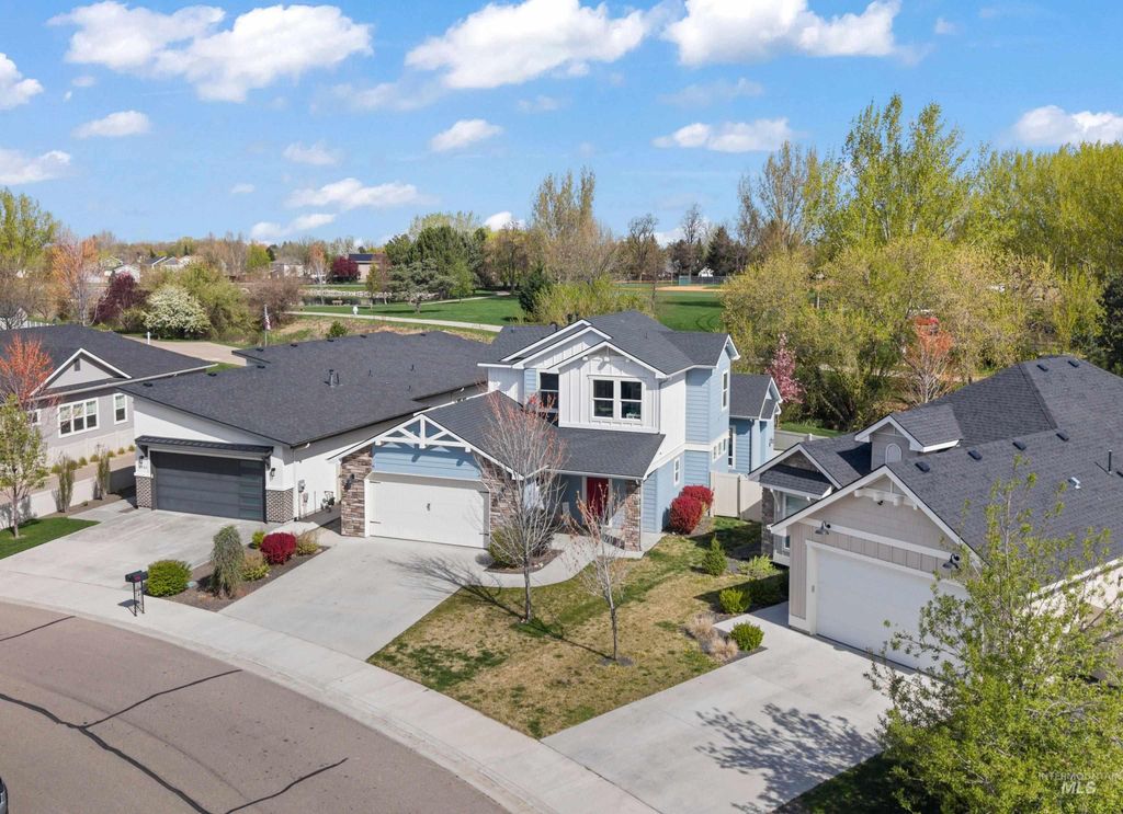 Photo of 3820 W. Dover Dr, Meridian, ID 83642 (MLS # 98981213)