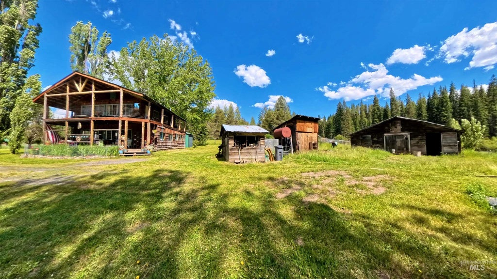Photo of 1401 Forks Rd, Deary, ID 83823 (MLS # 98990389)