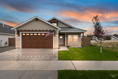 Photo of 784 Twilight Loop, Twin Falls, ID 83301 (MLS # 98956017)