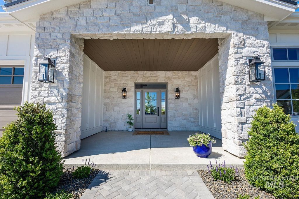 Photo of 3513 N Harvest Moon Way, Eagle, ID 83616 (MLS # 98982221)