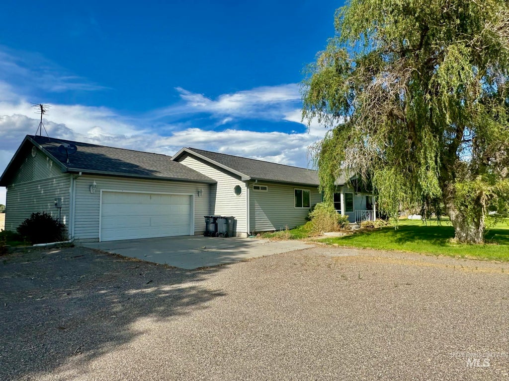 Photo of 3484 3195 N, Kimberly, ID 83341 (MLS # 98998450)