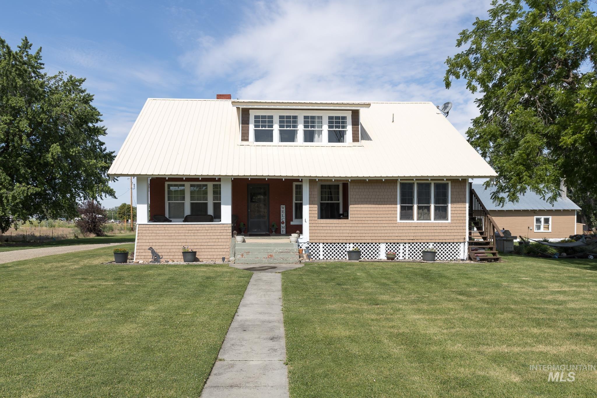 10489 Scotch Pine Rd