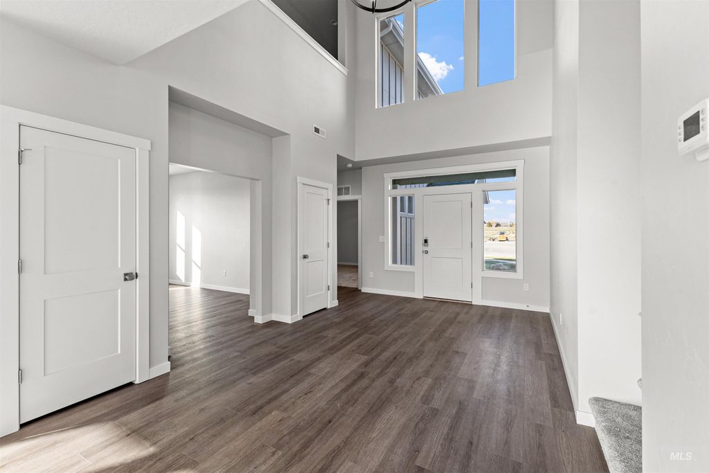 Photo of 17706 N Hugh Glass Way, Nampa, ID 83687 (MLS # 98979243)