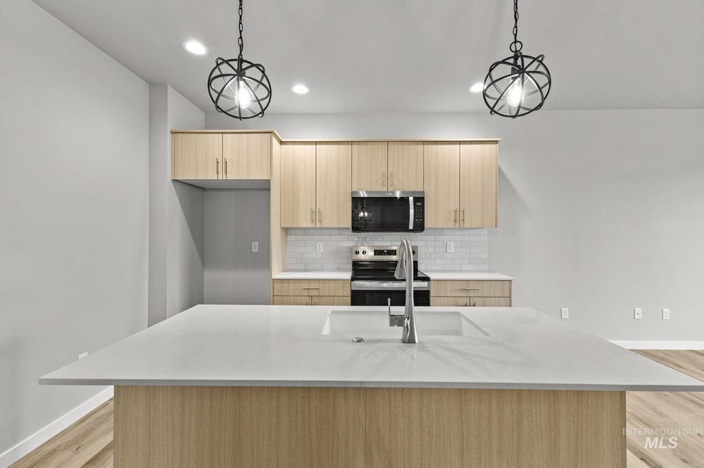 Photo of 3065 E Mossy Creek Dr, Kuna, ID 83634 (MLS # 98971471)